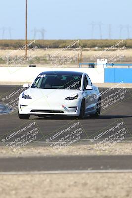 media/Nov-08-2025-Speed Ventures (Sat) [[1c7a6332f5]]/TC B/Session 3 (Turn 1)/